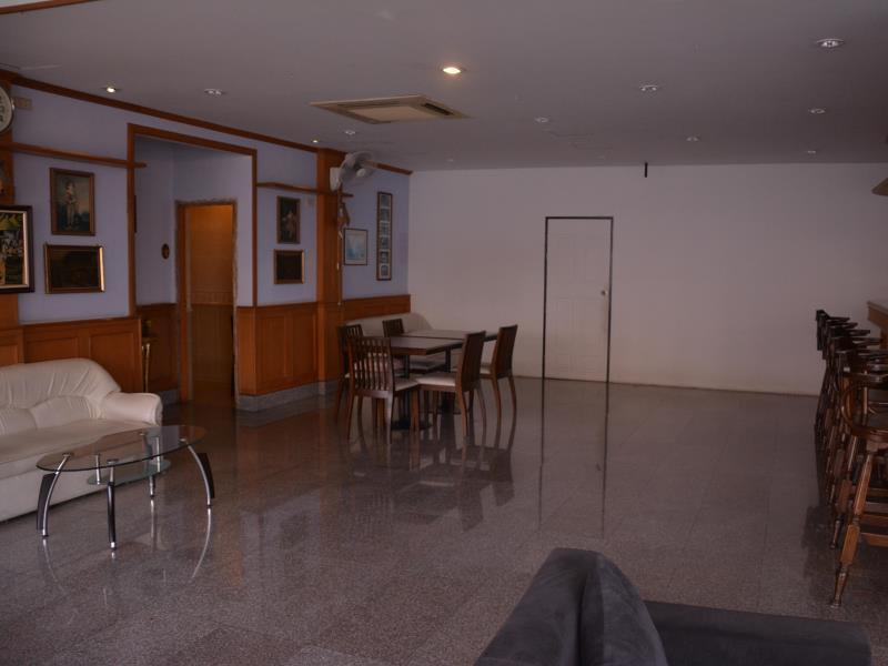 Seven Oaks Inn Jomtien Beach Exteriör bild